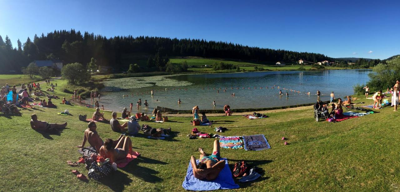 Gite Avec Terrasse Et Belle Vue - Chaletnelda Com Lamoura Buitenkant foto