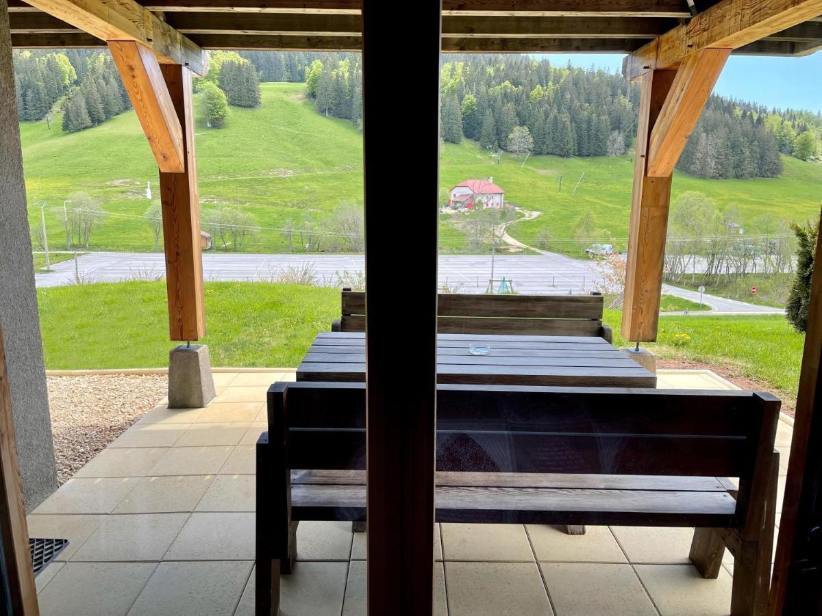 Gite Avec Terrasse Et Belle Vue - Chaletnelda Com Lamoura Buitenkant foto
